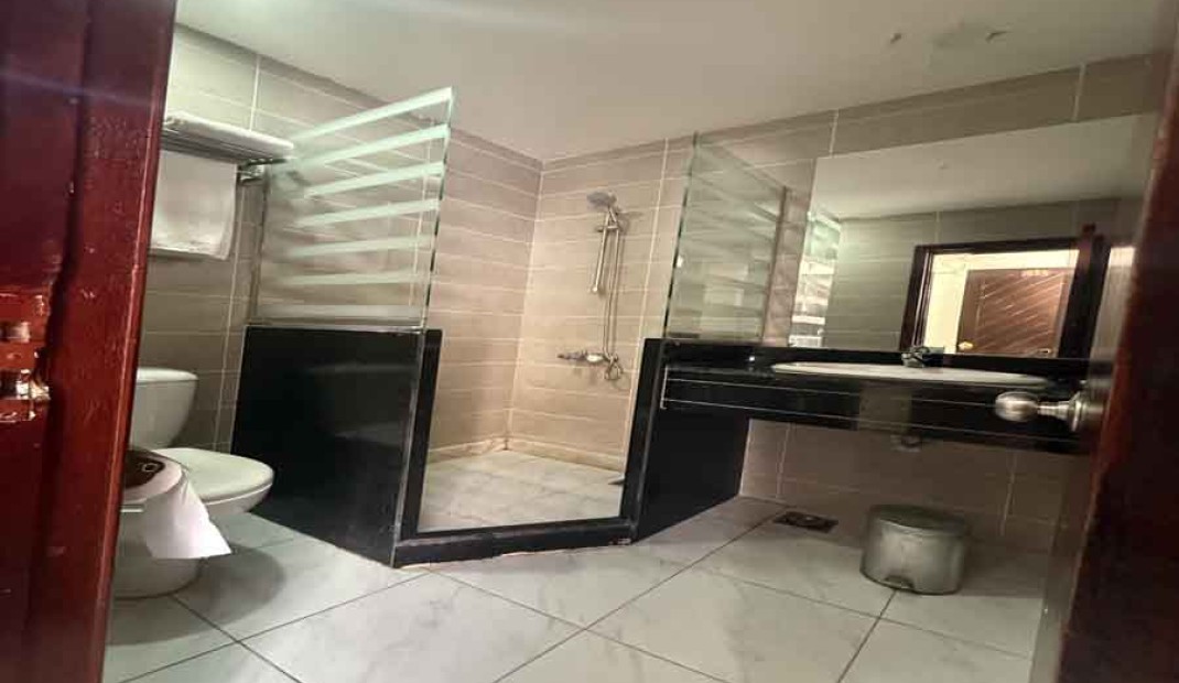 Standard Single room /  Half Board ....( Breakfast & Dinner )