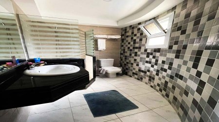 Standard Single room /  Half Board ....( Breakfast & Dinner )