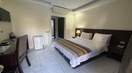 Standard Single room /  Half Board ....( Breakfast & Dinner )